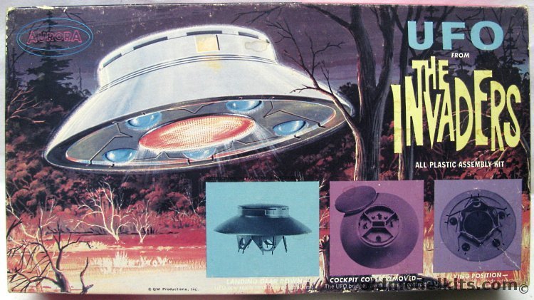 Aurora 1/72 UFO from 'The Invaders' TV Series - Canada Issue, 813 plastic model kit
